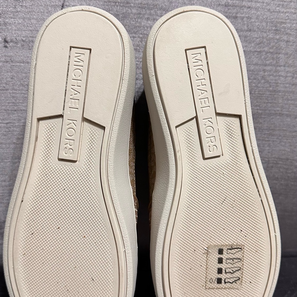 Women's Keaton Slip On Sneakers - Picture 4 of 6